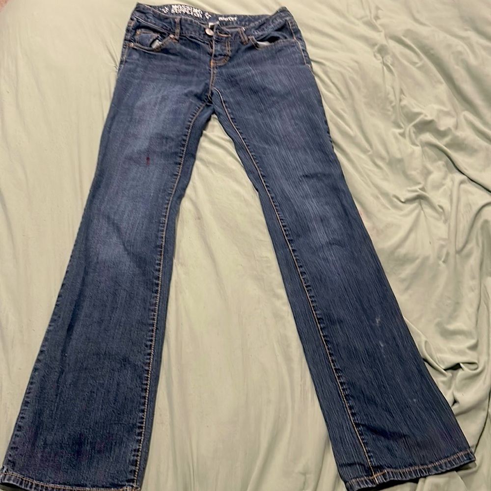 Low rise jeans